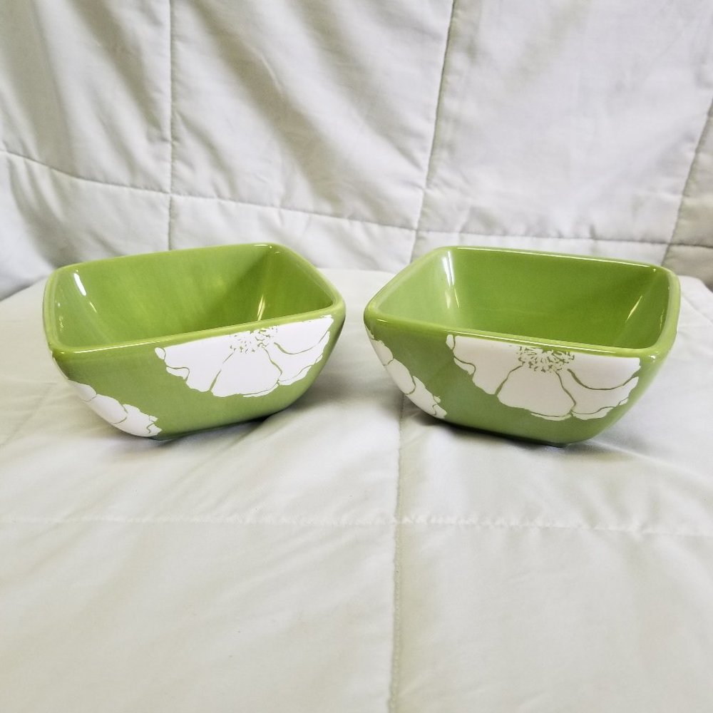 Mesa Home Products Floral Green White Square Snack Bowls Pair Flowers EUC